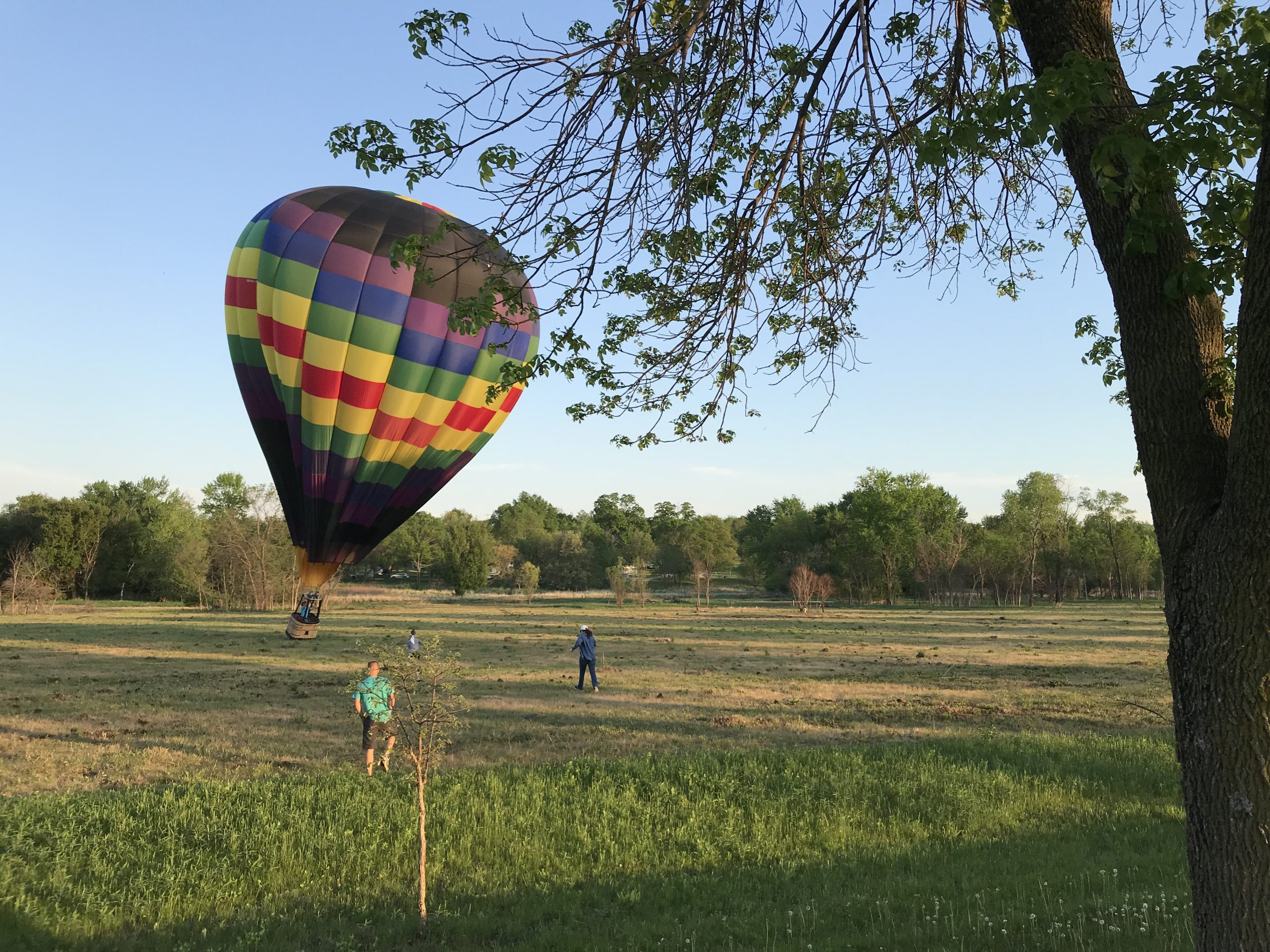 Chris bringing the balloon in for a landing