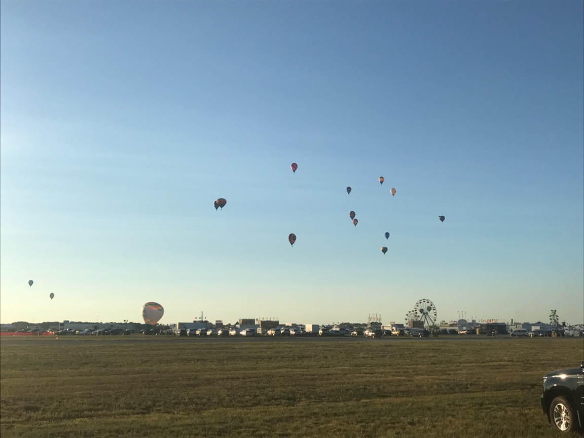 Hot air balloons flying at Battle Creek