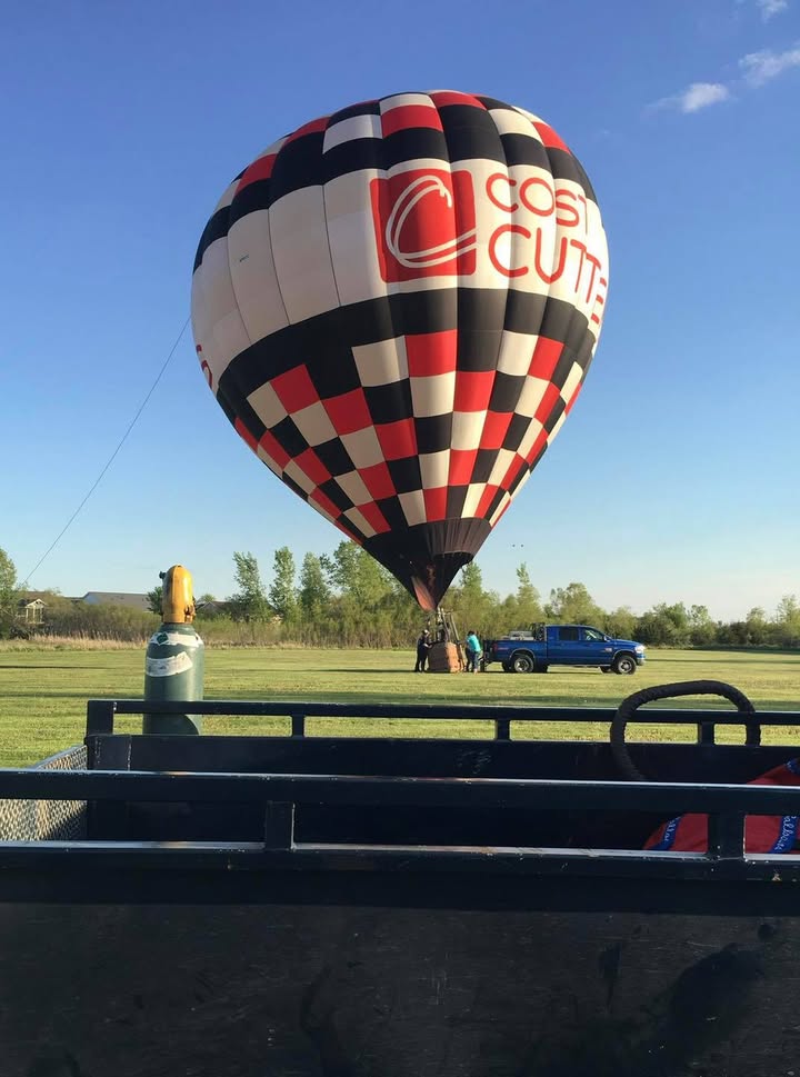 Another beautiful flight over our area last night.