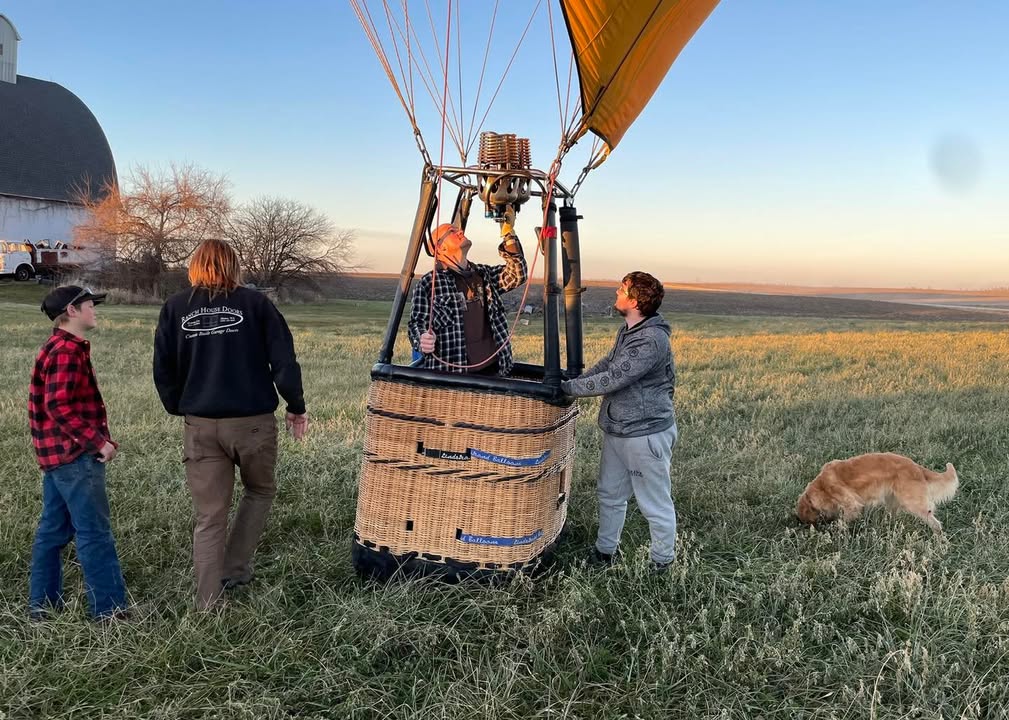 Reid closed out November 2021 with a solo flight.