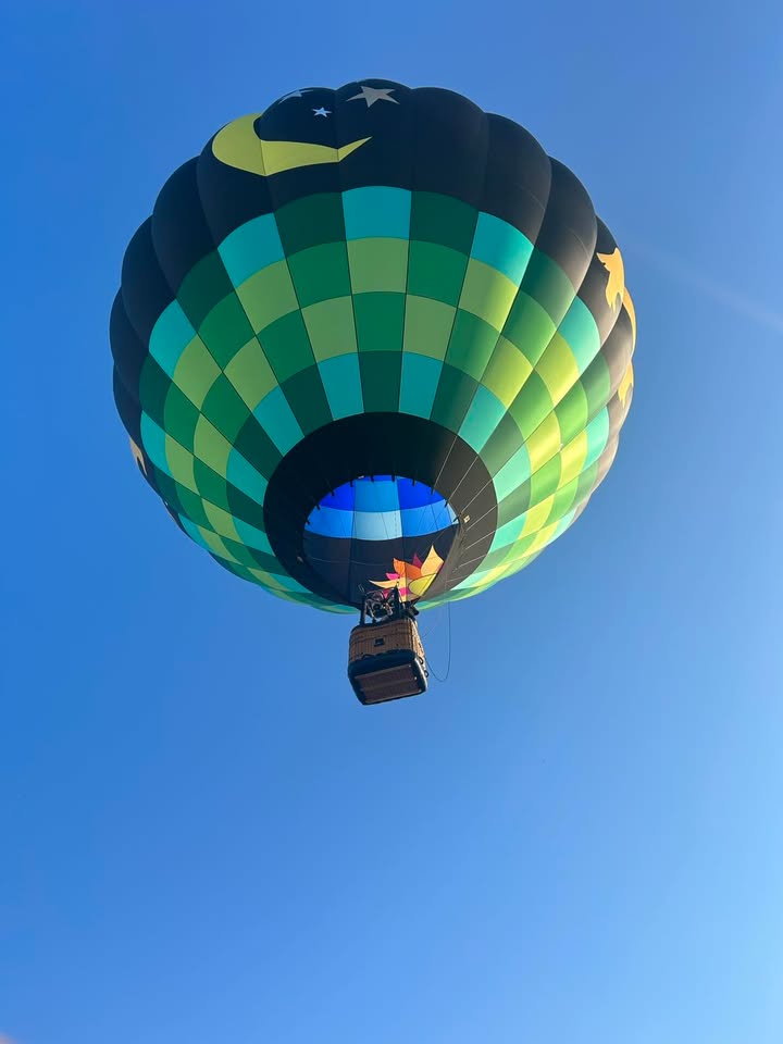 Flew in Anamosa last.