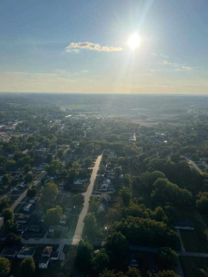 Flew in Anamosa last.