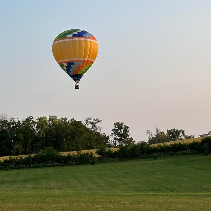 Beautiful flight from Bass Farms over the farm fields!